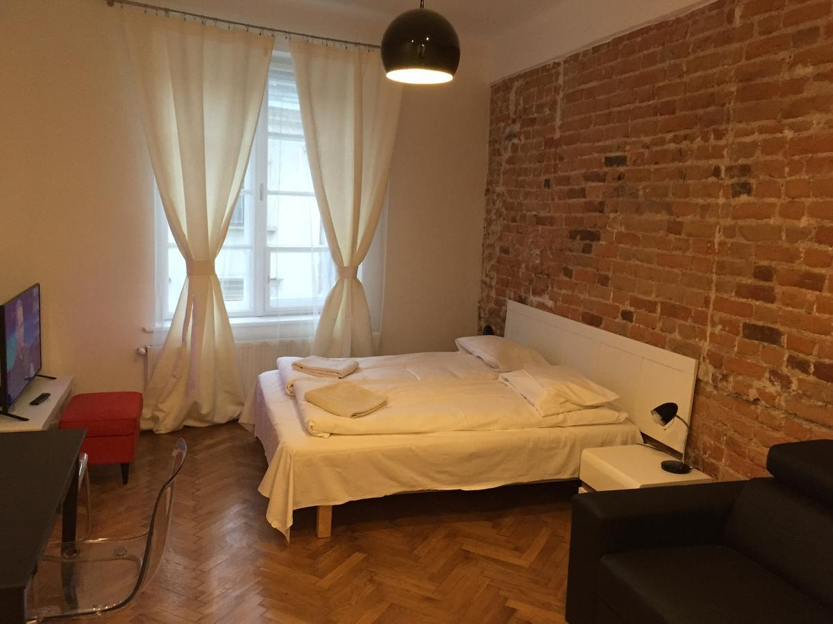 Florianska Deluxe Apartments With Air Condition คราคูฟ ภายนอก รูปภาพ
