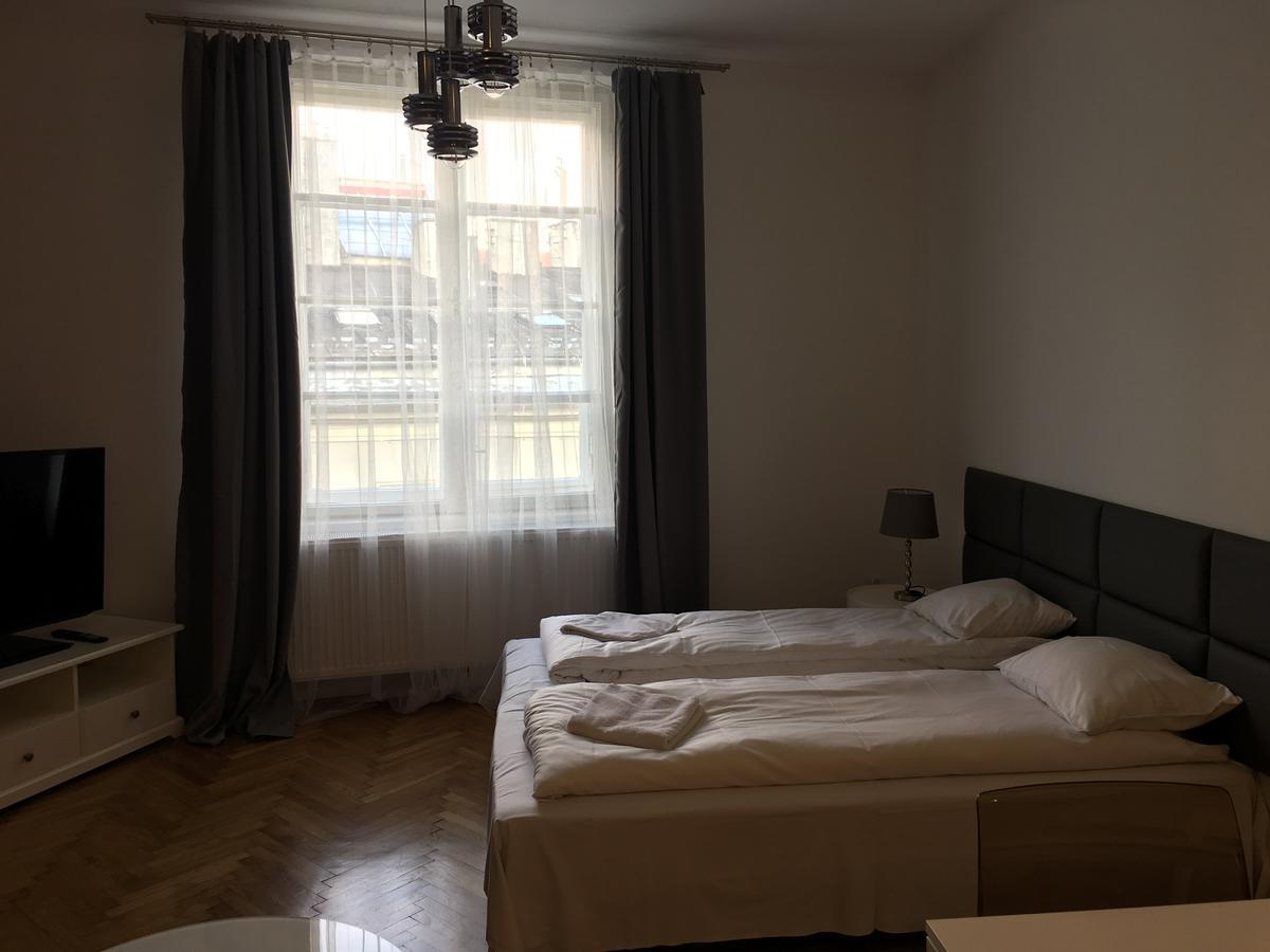 Florianska Deluxe Apartments With Air Condition คราคูฟ ภายนอก รูปภาพ