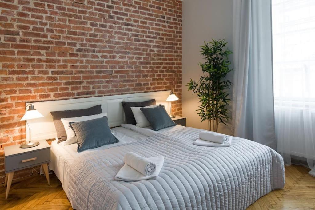 Florianska Deluxe Apartments With Air Condition คราคูฟ ภายนอก รูปภาพ